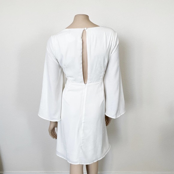 [Modcloth] Lily White Loveliness Babydoll Dress Jacquard Bell Sleeves NWT Sz 1X - Picture 3 of 12